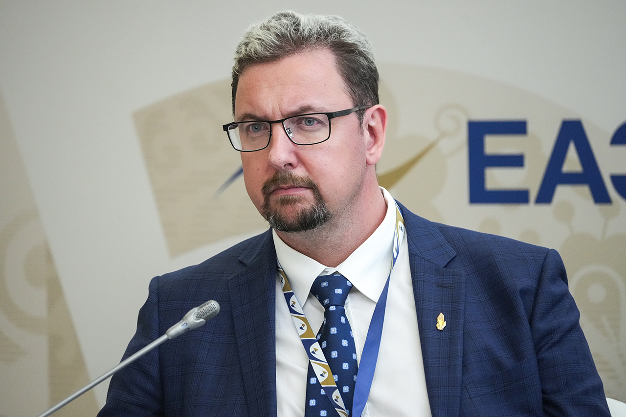 Новое поколение Евразии_ молодые таланты