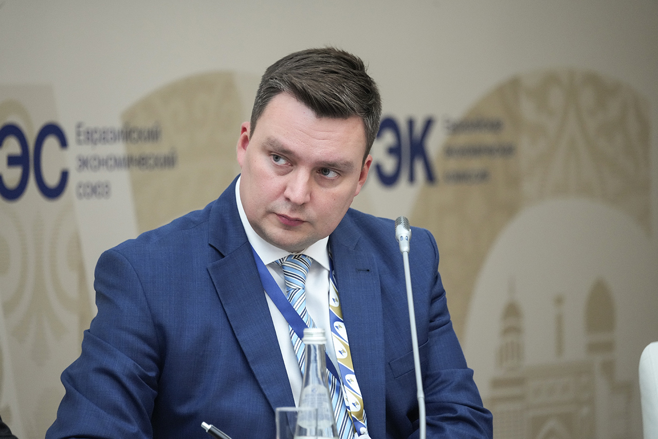 Новое поколение Евразии_ молодые таланты