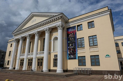 teatr4.jpg