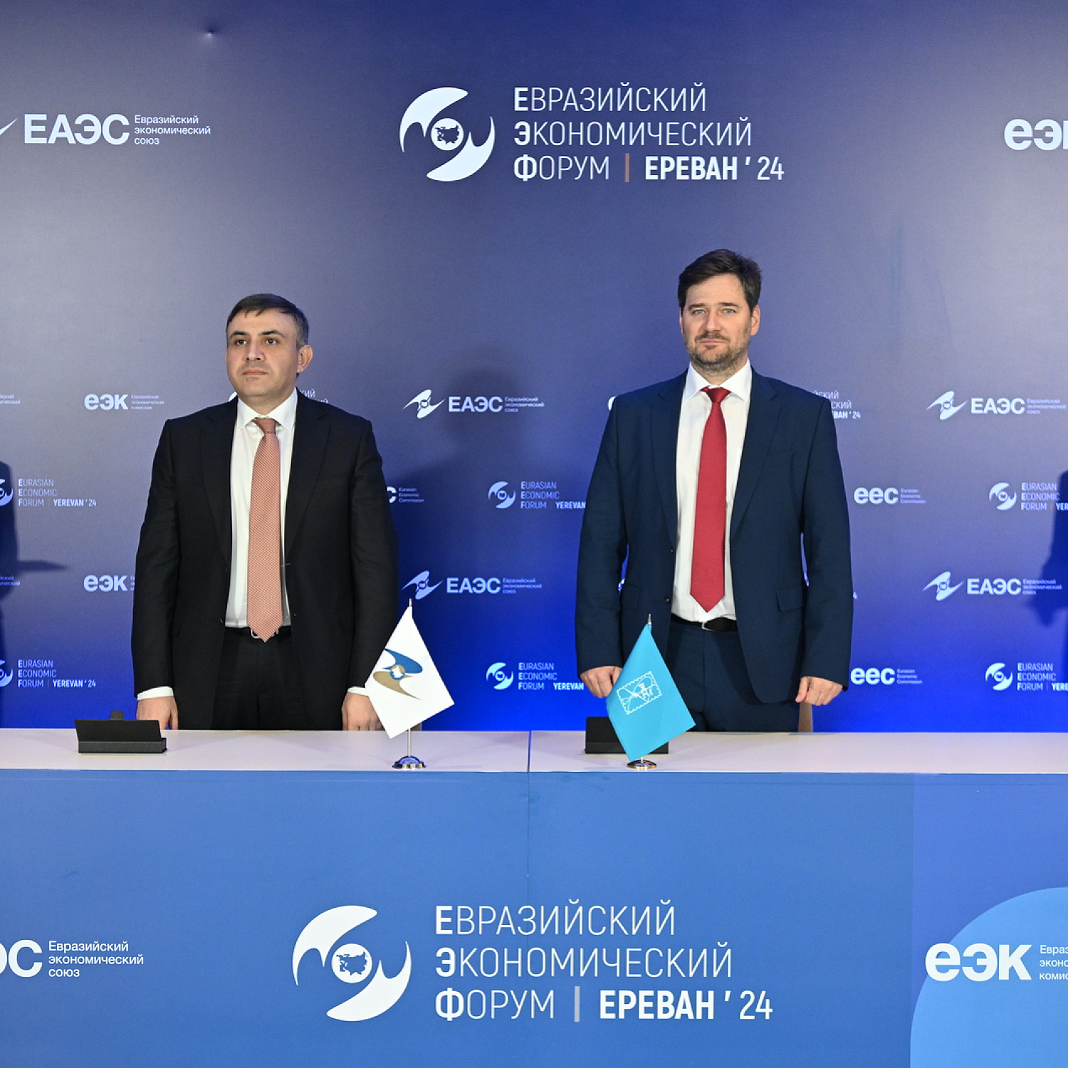 Церемония подписания документов в рамках ЕЭФ-2024