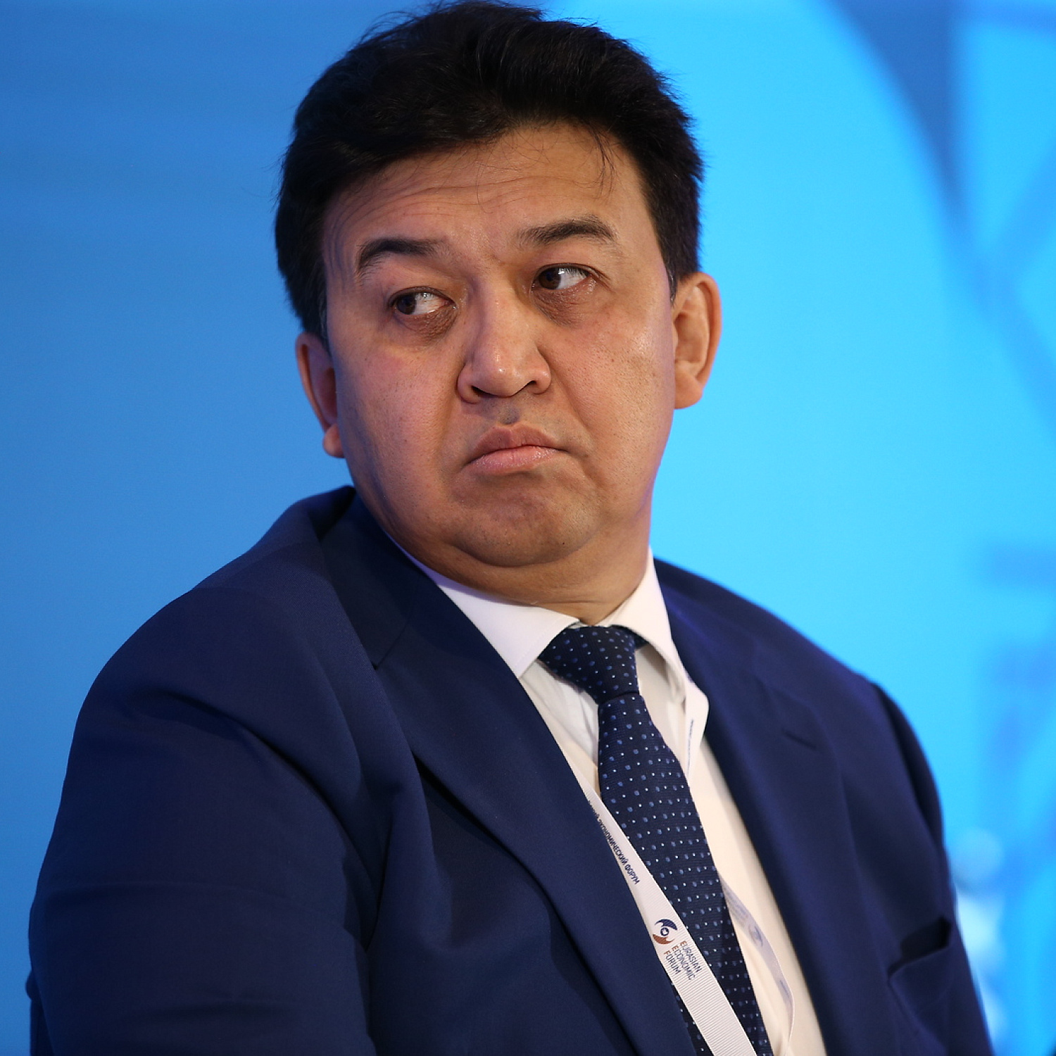 Цифровизироваться нельзя остановиться. Где ставим запятую?