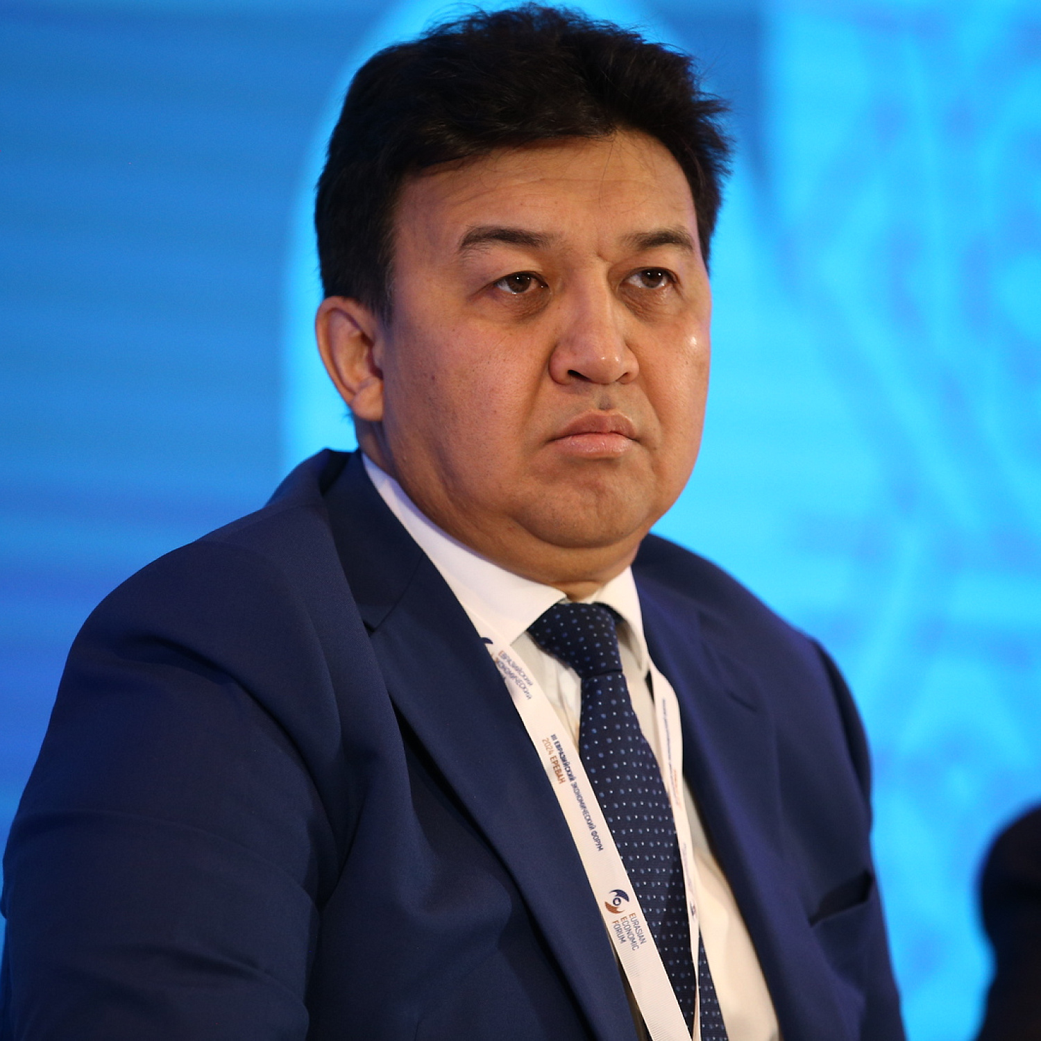 Цифровизироваться нельзя остановиться. Где ставим запятую?