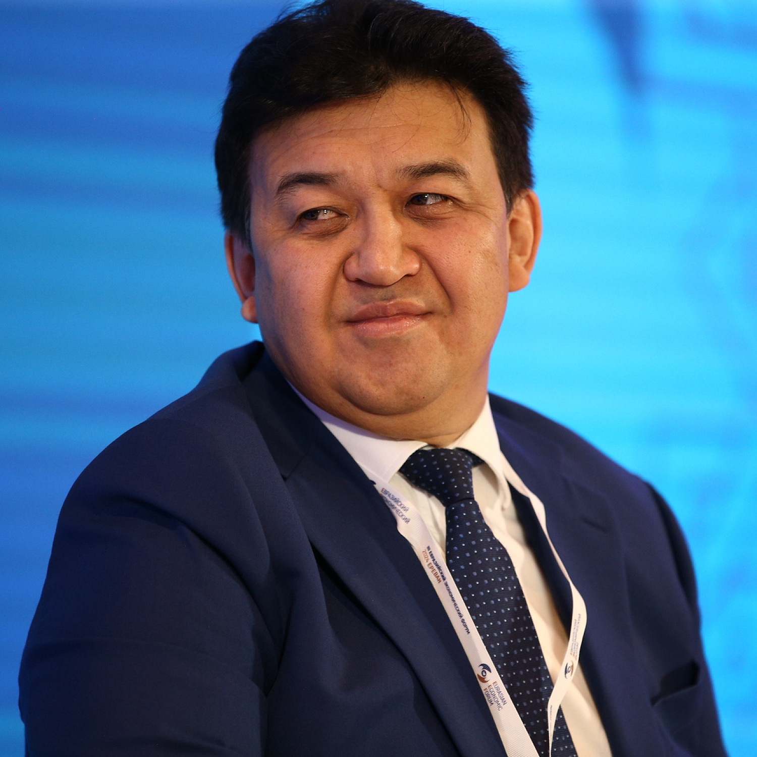 Цифровизироваться нельзя остановиться. Где ставим запятую?