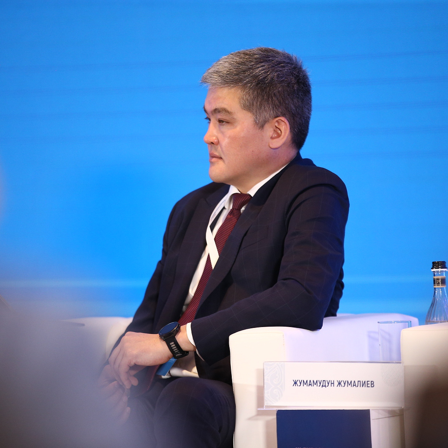 Цифровизироваться нельзя остановиться. Где ставим запятую?